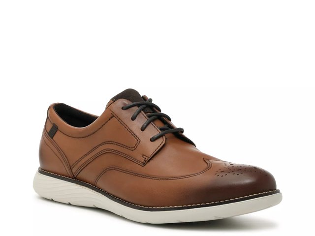 Rockport men's garett leather wingtip oxfords deals
