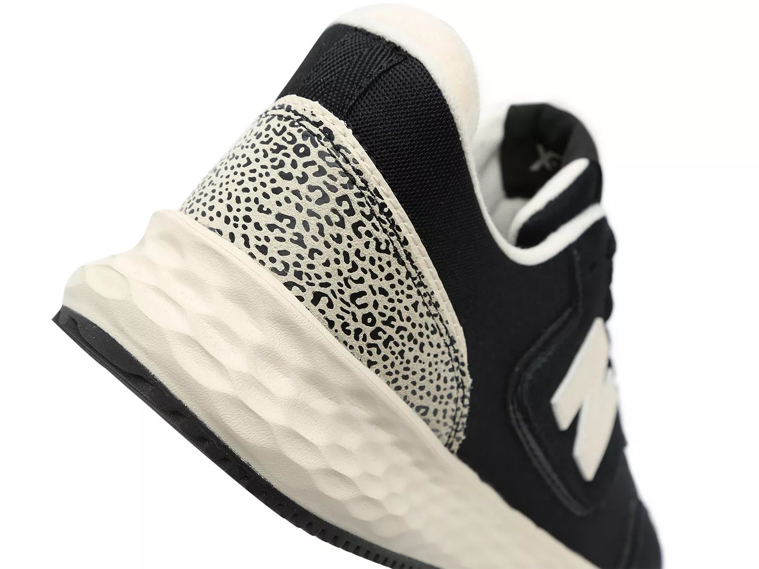 womens new balance fresh foam x70