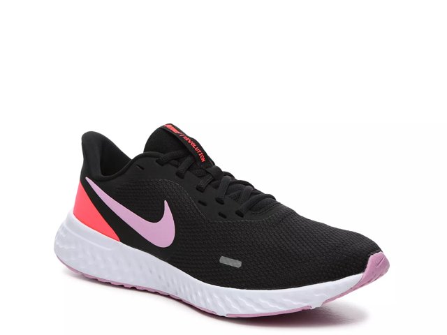 Nike women's sneakers dsw discount