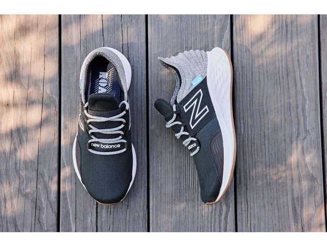 New balance foam roav tee shirt discount