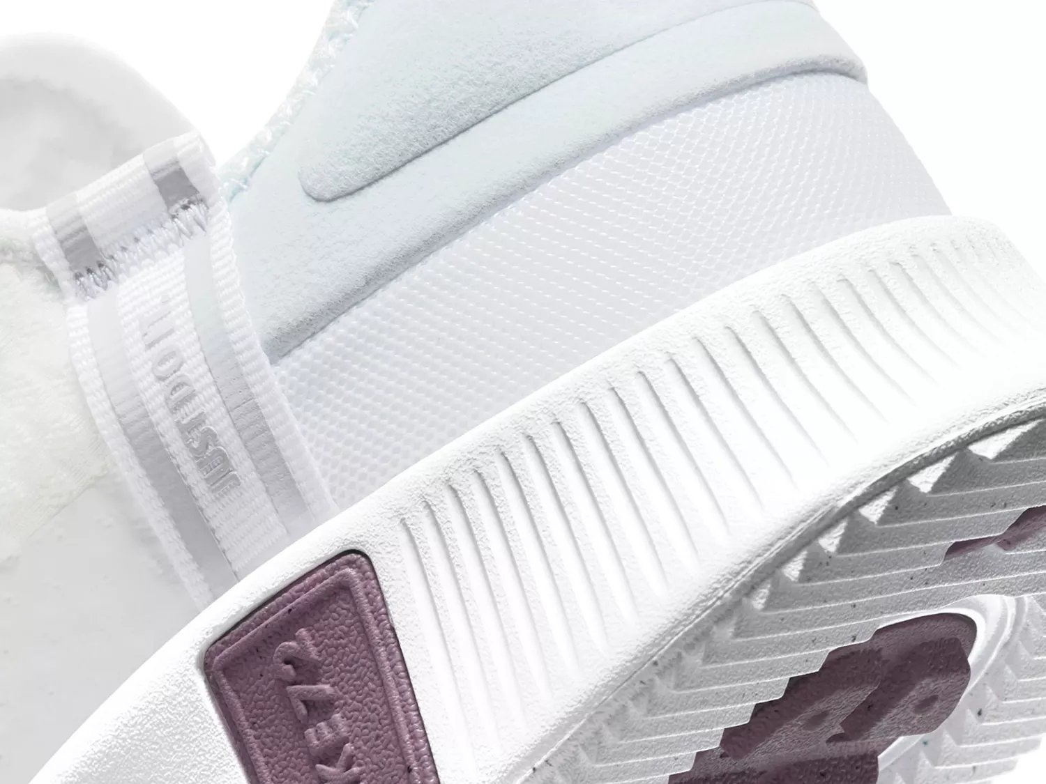 nike reposto white womens