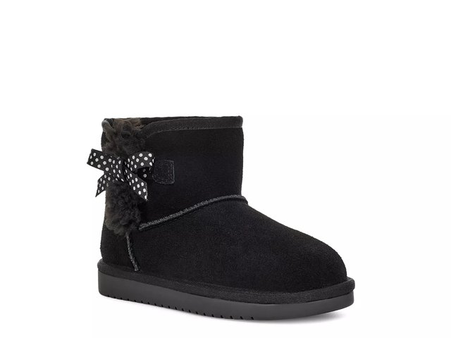 Dsw black uggs 2025