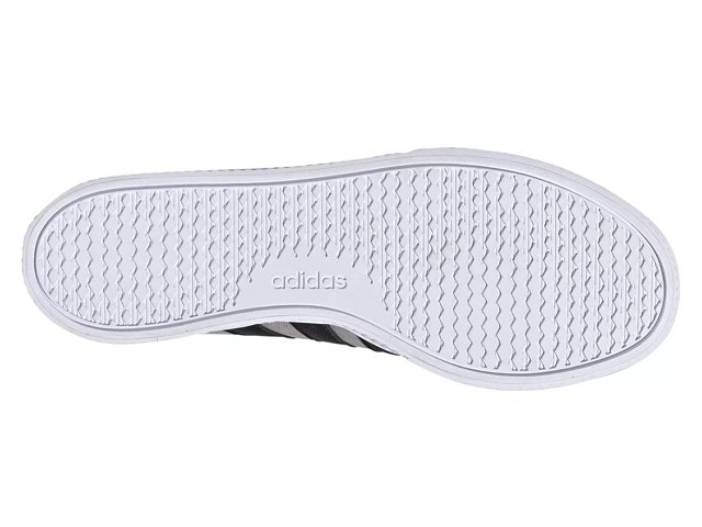 Adidas daily qt sneaker store