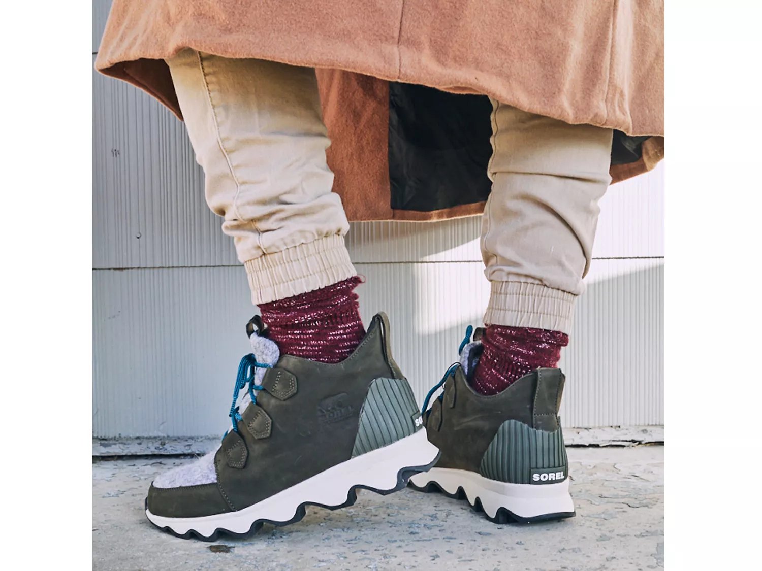 kinetic waterproof insulated winter boot