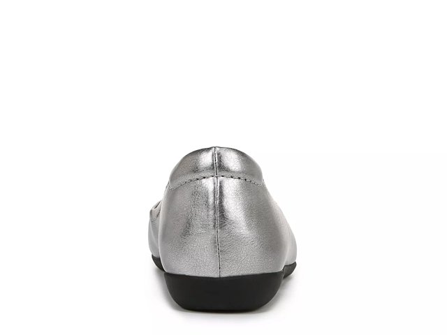 naturalizer vivienne