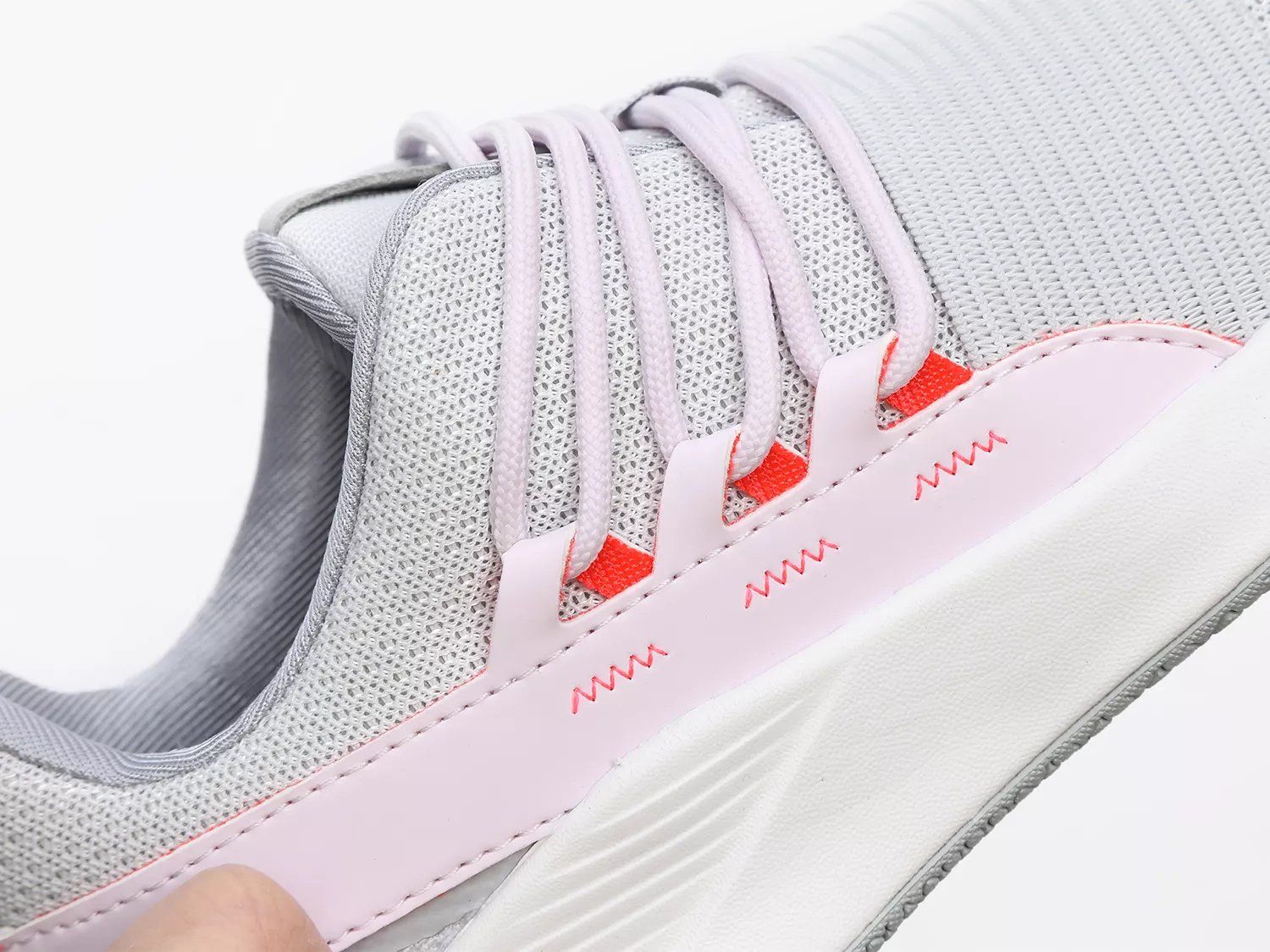 breathe lace lightweight running shoe