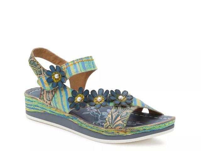 Evette wedge sale sandal