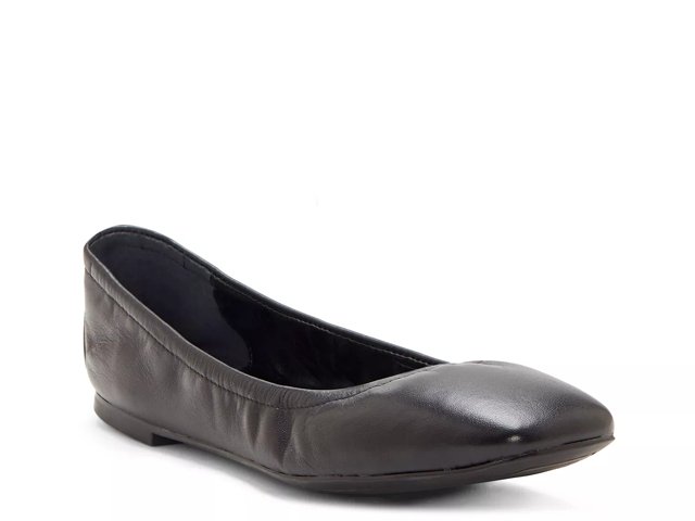 vince camuto brindin flat