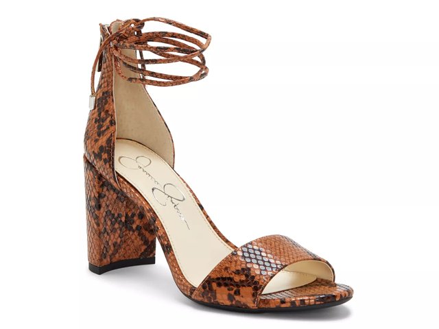 Nehah sandal online