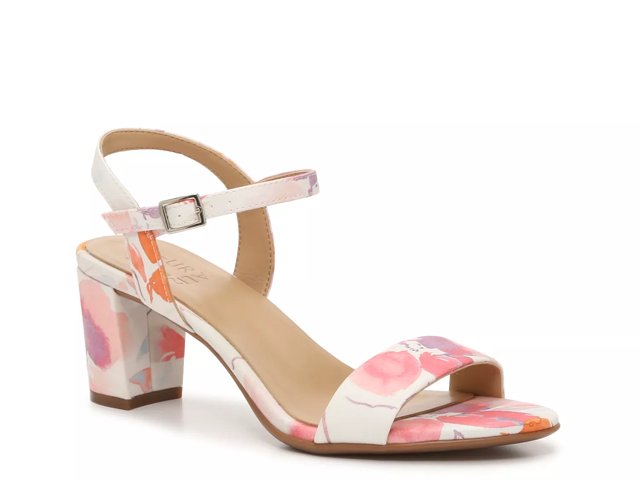 Pink naturalizer shoes shop