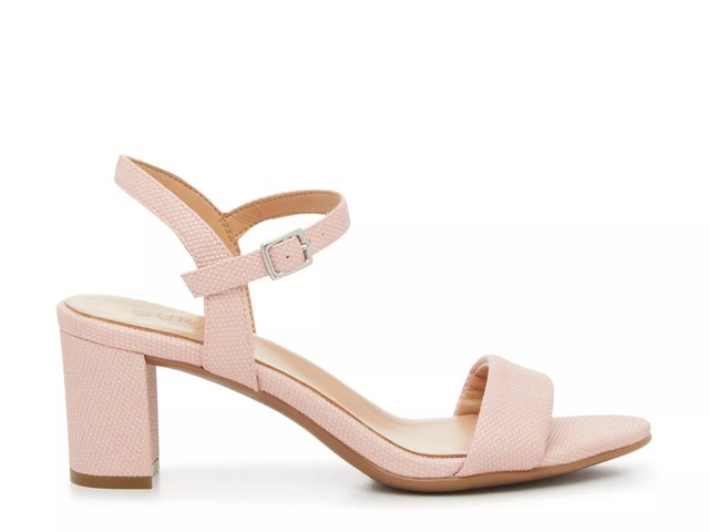 Naturalizer sandals top dsw