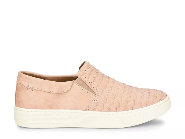 Sofft somers shop perforated sneaker