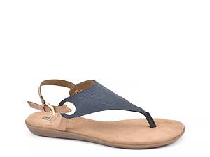 White mountain cheap navy sandals