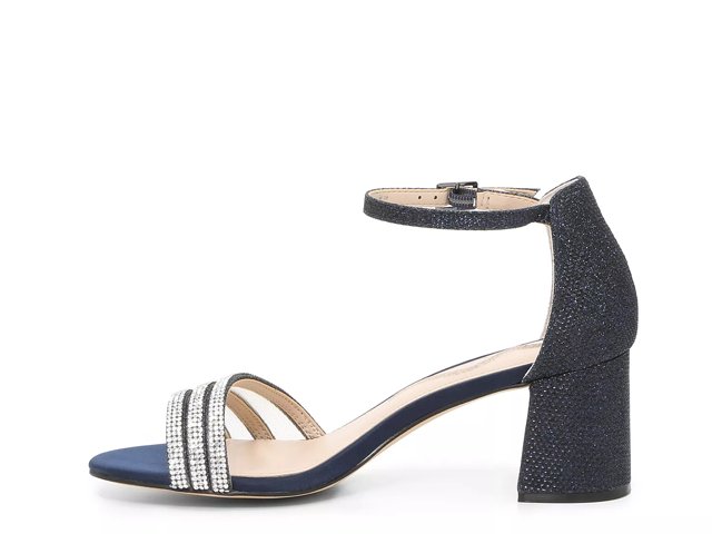 Navy sandals dsw discount