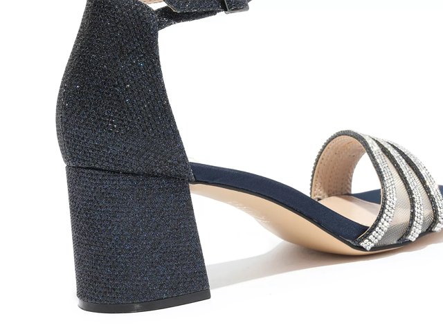 Navy sandals dsw 2025