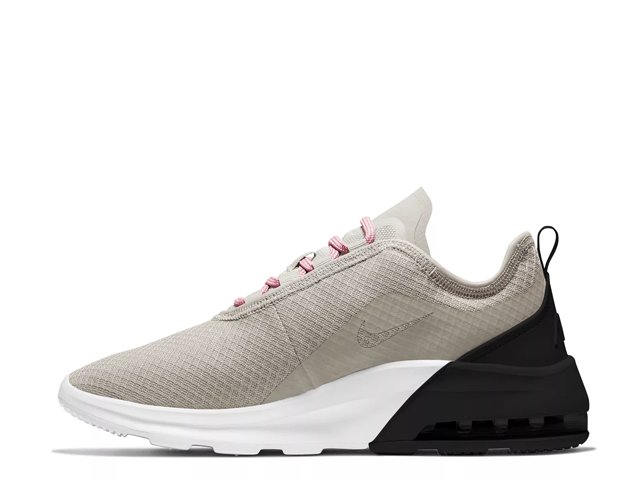 women's air max motion 2 sneaker