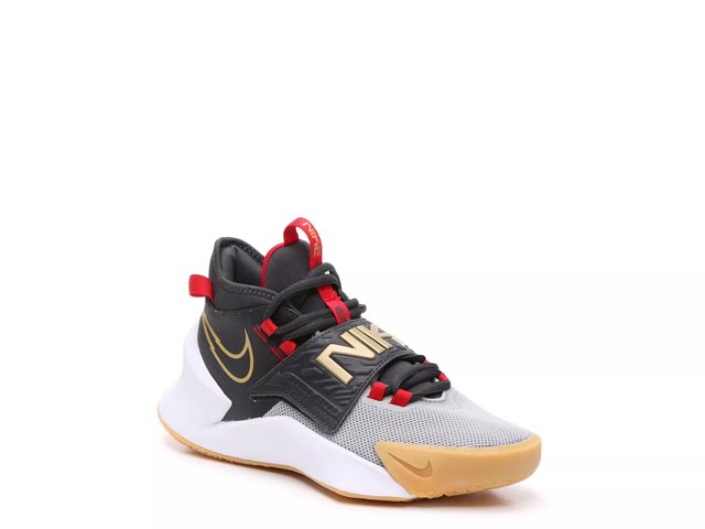 Nike Future Court 3 Basketball Shoe Kids