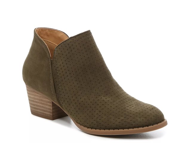 Dsw low cut boots on sale
