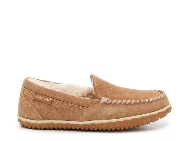 Minnetonka Tempe Slipper - Free Shipping | DSW