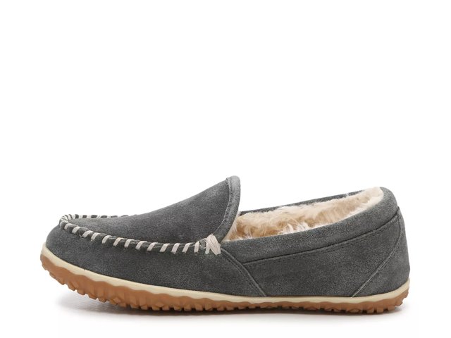Minnetonka store tempe slippers