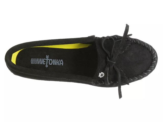Minnetonka kilty plus moccasins 2025