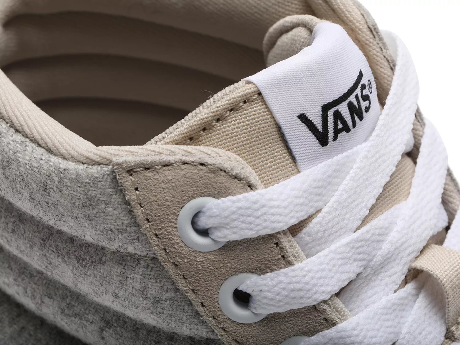 vans ward beige