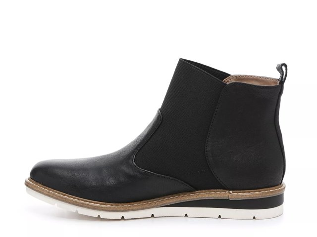 arlo chelsea boot kelly and katie