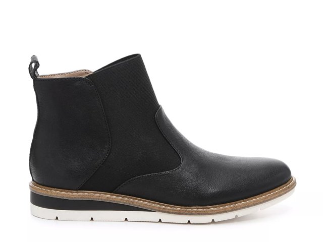 arlo chelsea boot kelly and katie