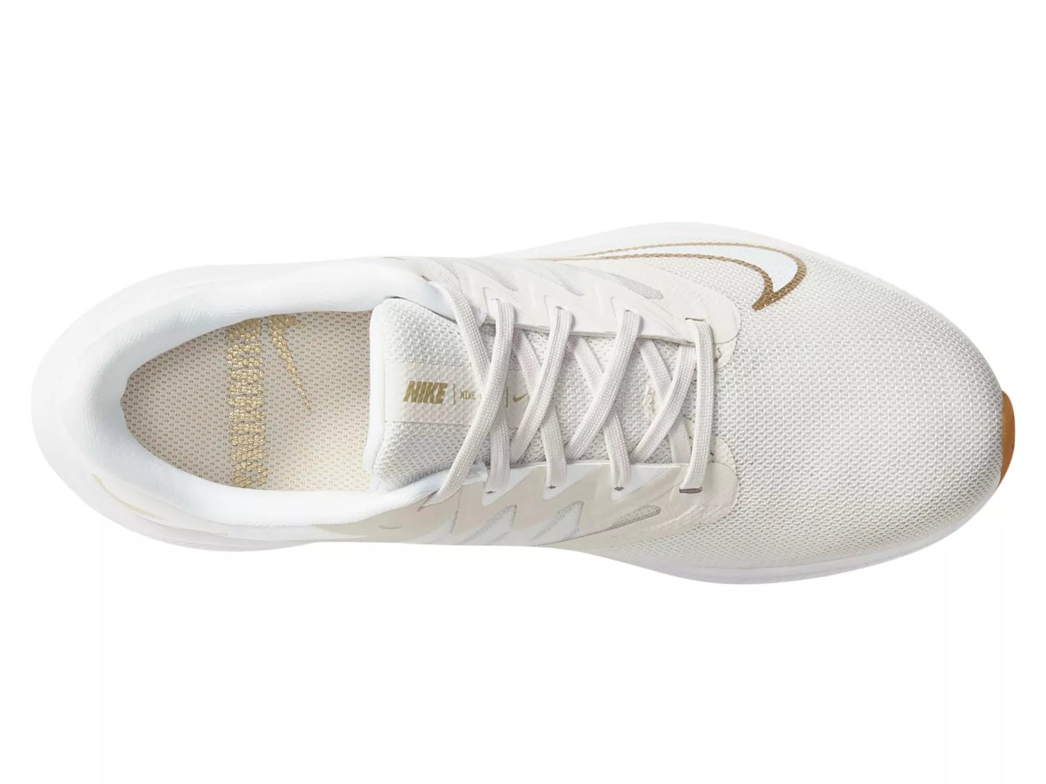 quest 3 athletic sneaker