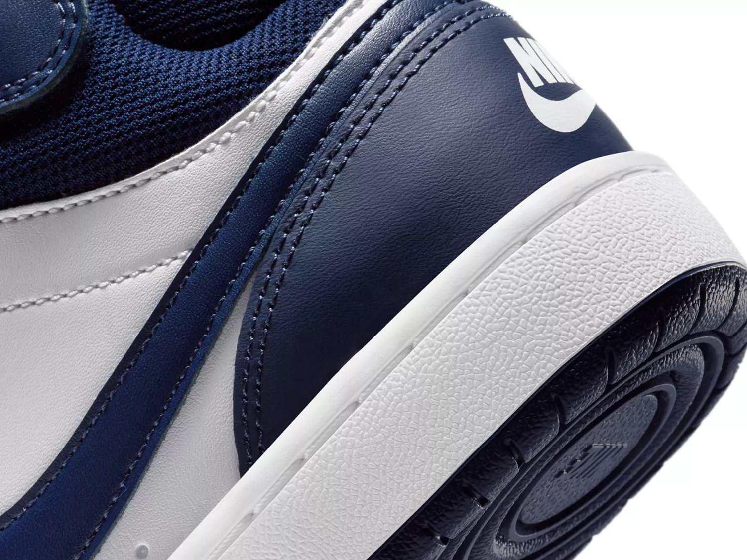 Court Borough Mid Sneaker