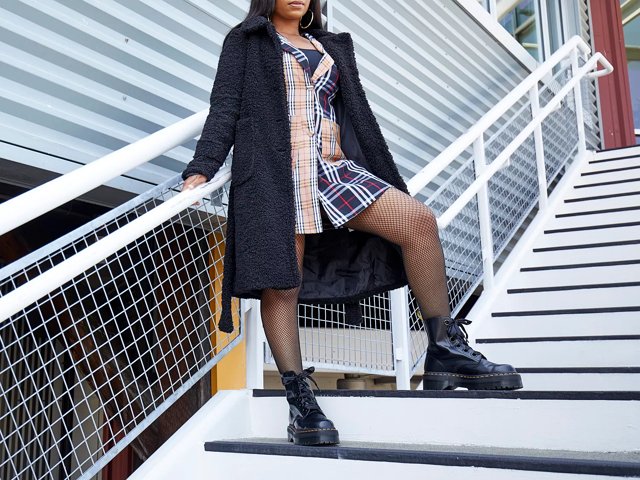 Molly dr martens black hot sale