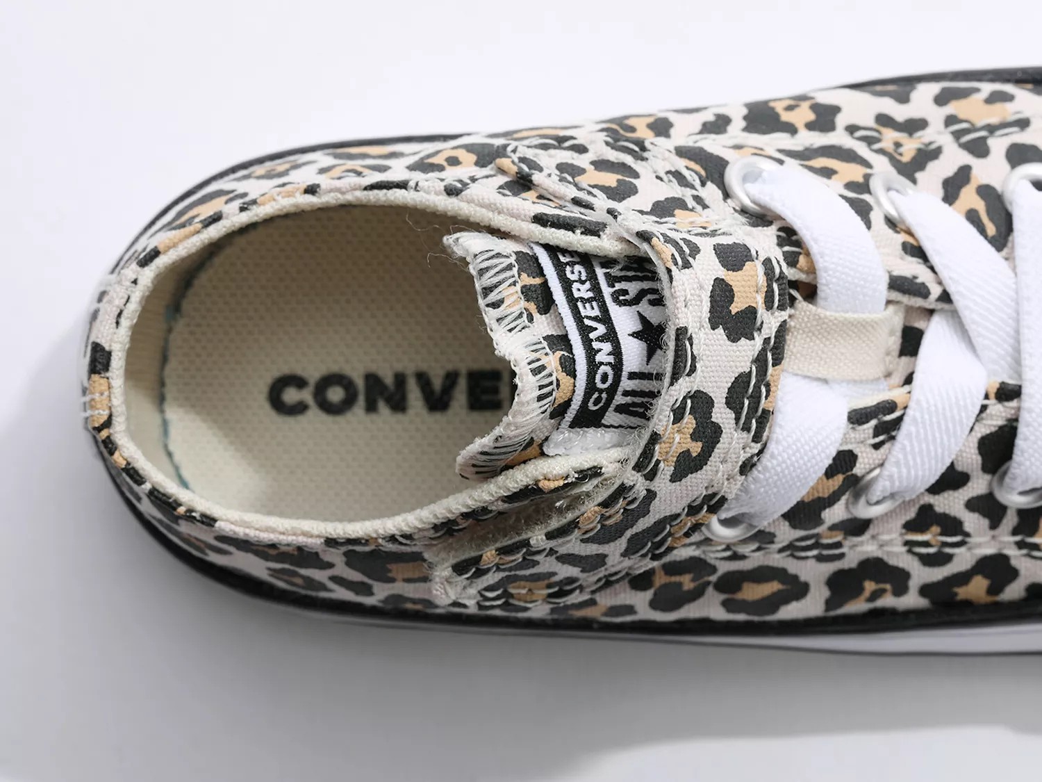 dsw converse leopard