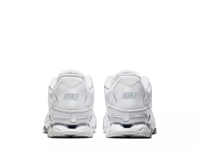 Nike performance reax 8 tr new arrivals