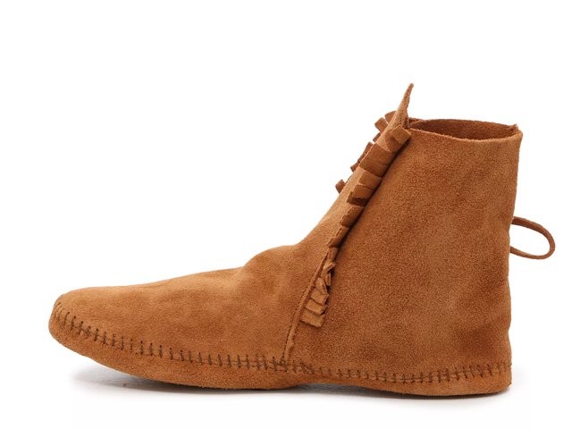 Minnetonka men's two button hardsole boot sales