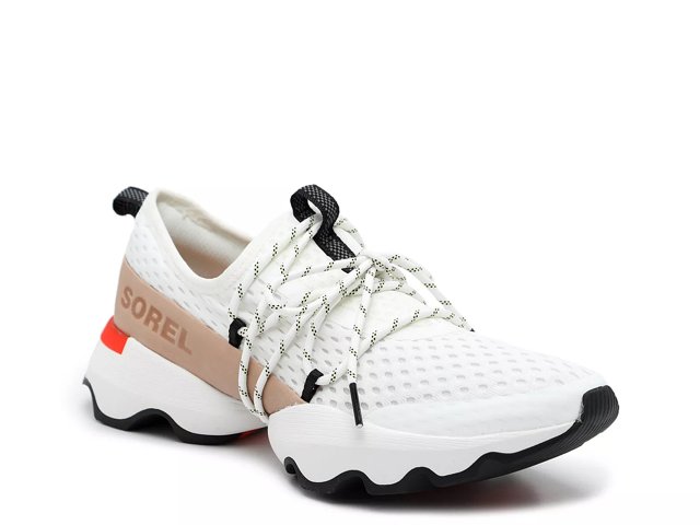 Kinetic sneaker discount by sorel