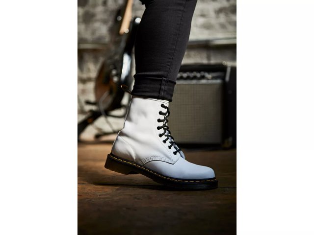 Martens 1460 white sale