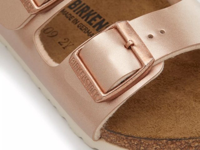 Kids rose gold birkenstocks store