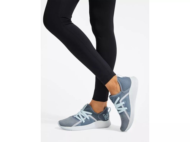 new balance beaya sneaker