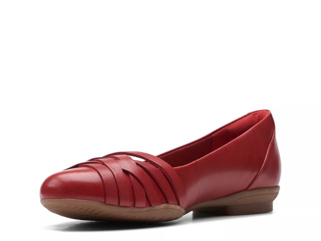 clarks sara clover ballet flat