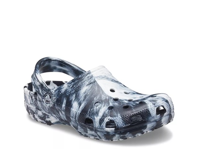 Crocs Classic Clog Women s