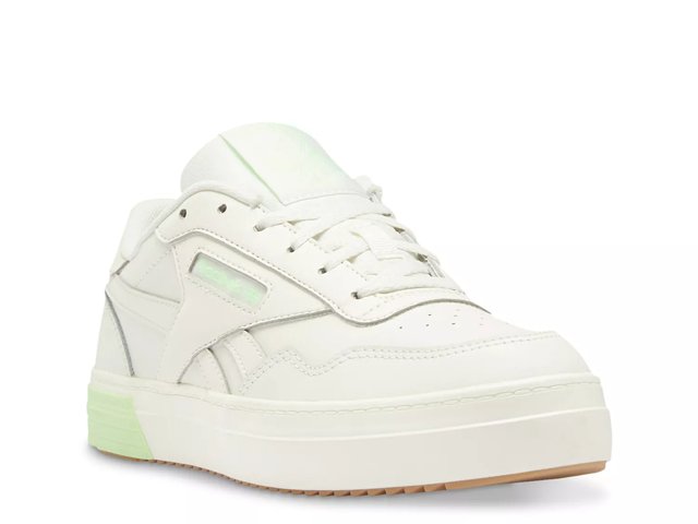 reebok women's club memt sneaker