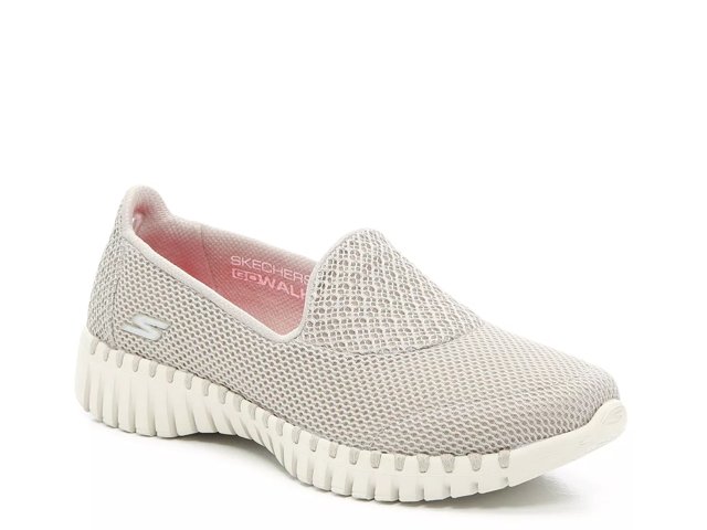 Dsw skechers go walk joy best sale