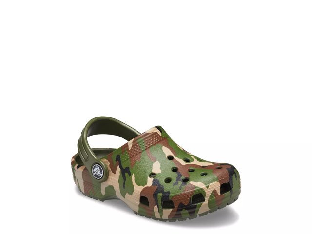 Camo crocs shoes discount