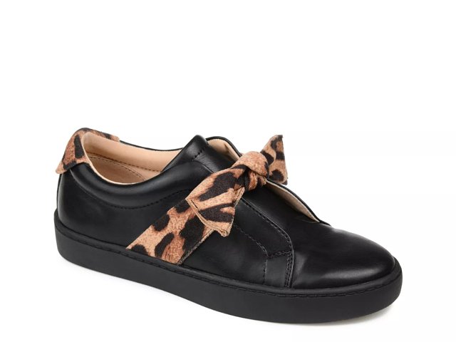 Dsw black slip on sneakers sale
