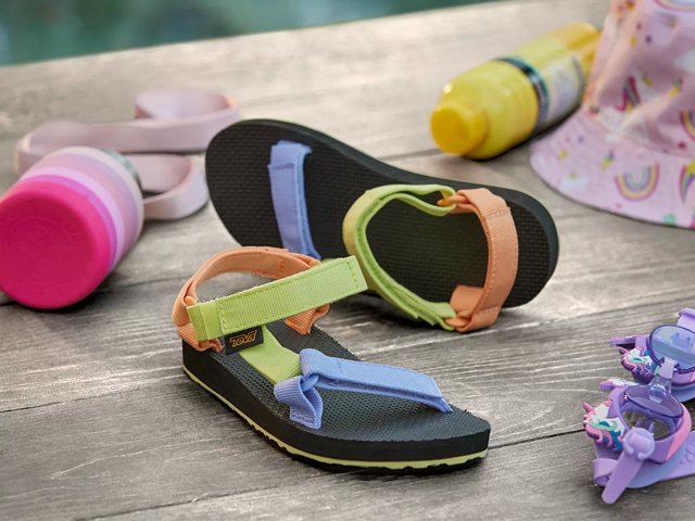 Dsw teva flip flops clearance