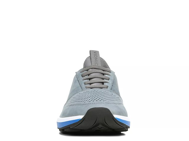 vionic trent sneaker