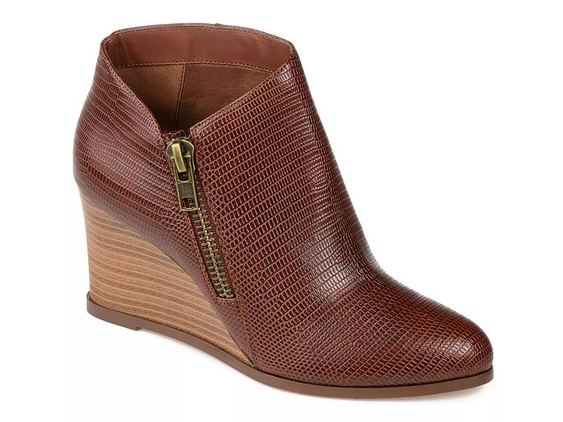 Store Journee Collection Link Ankle Boot(size 8.5)