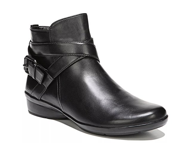 Naturalizer women's outlet cassandra ankle bootie
