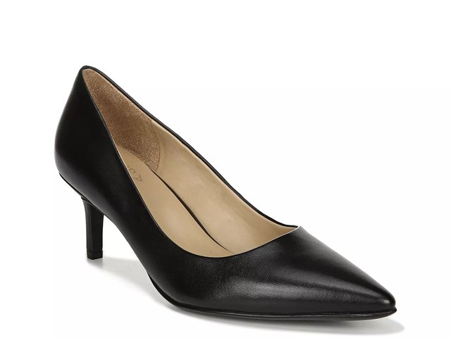 Naturalizer pumps black deals