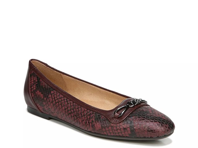 Dsw naturalizer flats clearance